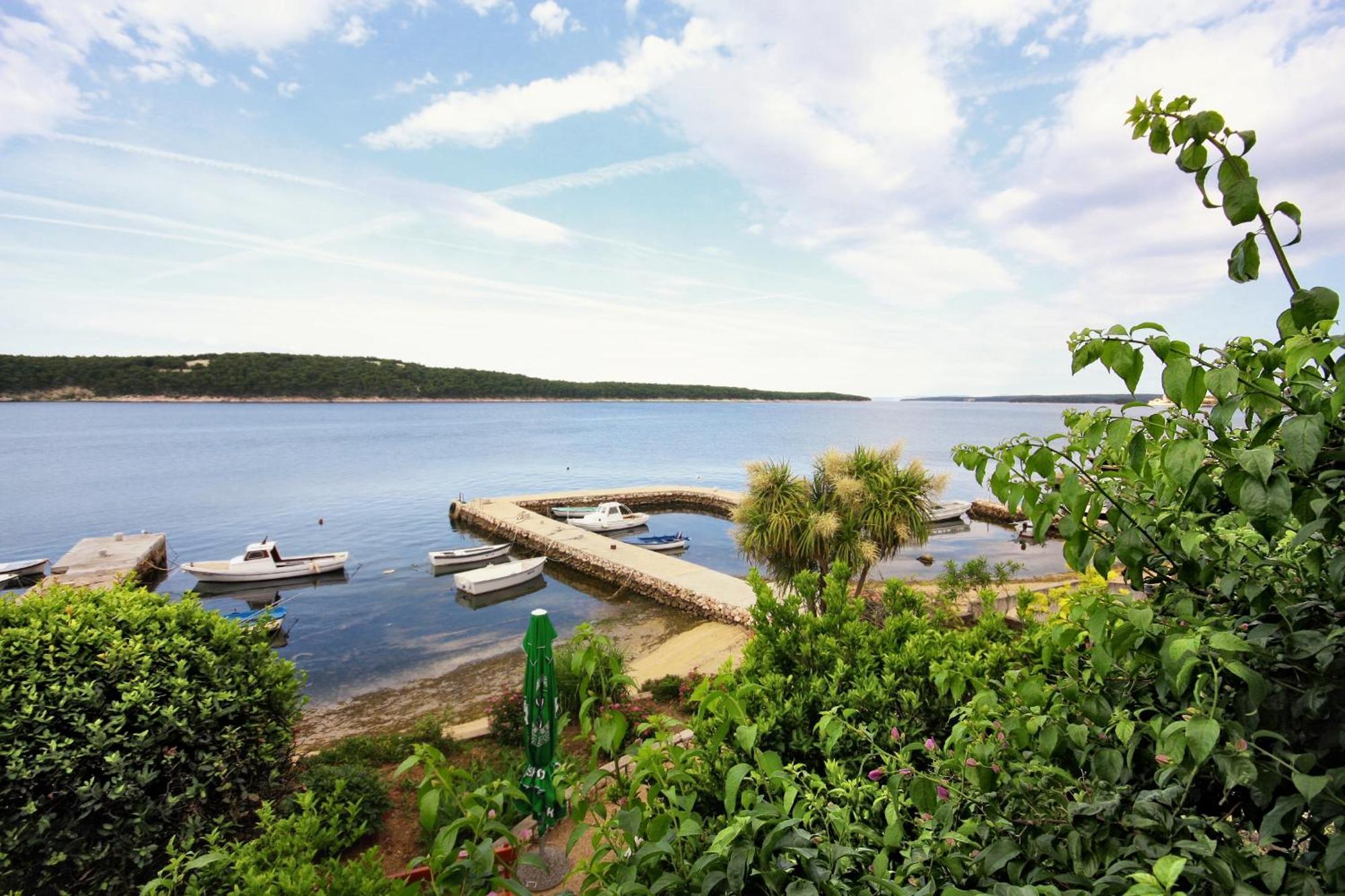 Apartments And Rooms By The Sea Barbat, Rab - 4973 ラブ エクステリア 写真
